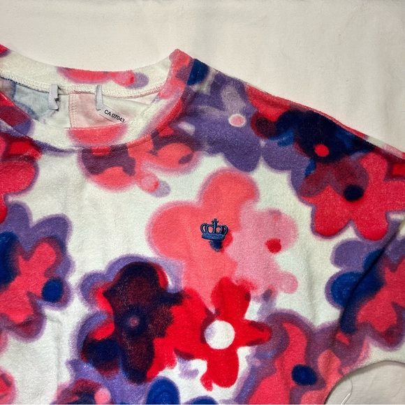Juicy Couture All Over Floral Top - Picture 3 of 7